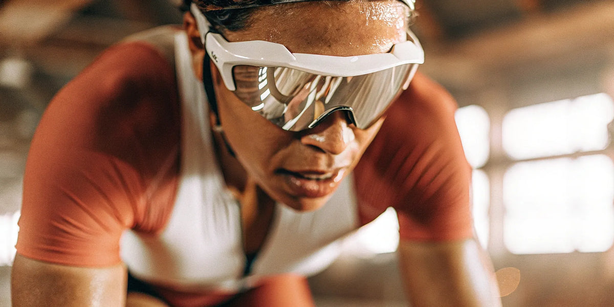 Athlete training with athletic focus goggles you can buy online.